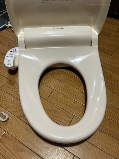 パナソニック　温水洗浄便座