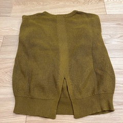 ニット　Mサイズ　キャメルの画像
