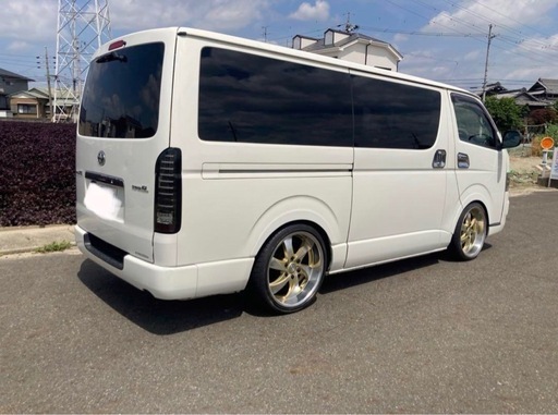 ハイエース