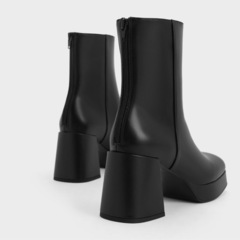 CHARLES & KEITH ニットソックスアンクルブーツ（23cm）の画像