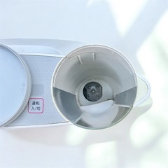 シャープSHARP・加湿セラミックファンヒーター HX-E120-W の画像