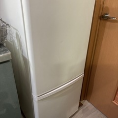 冷蔵庫　Panasonic2020年式(NR-B14CW-W)