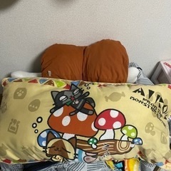 アイルー ロングクッション&ひんやりもっちり骨付き肉クッション