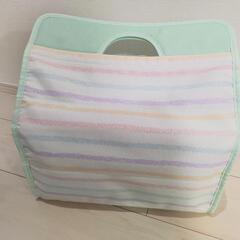 赤ちゃんのお世話グッズ収納ケースの画像