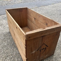 木製りんご箱　十数個の画像