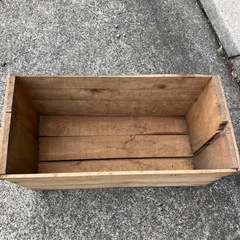 木製りんご箱　十数個の画像