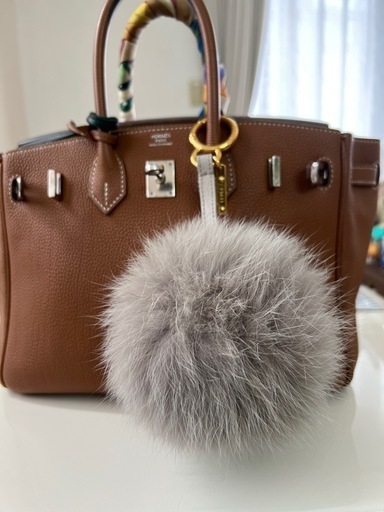 フェンディ　ポンポンチャーム