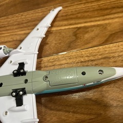 【破損箇所有】ANA 音が鳴る　飛行機2台の画像