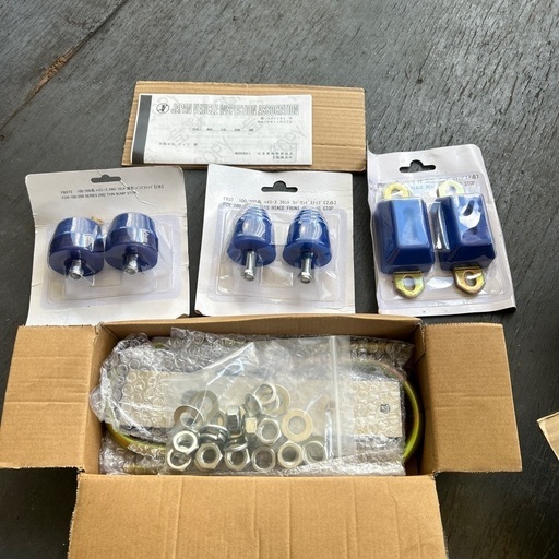 ハイエース　ローダウンキット