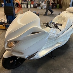 マジェスティC リミテッドエディション　限定車　白　自賠責令和8年6月までの画像