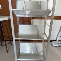 スチール製本棚