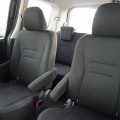 【ローン審査通過率95％！ローンお任せください！】ファミリーカー！トヨタ ヴォクシー 　Ｖの画像