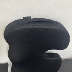 オフィスチェア（クッション）の画像