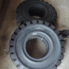 フォークリフト用ノーパンクタイヤ21×8−9 6.00新車外し未使用品