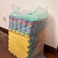 子ども用　折りたたみ式 鉄棒 + ジョイントマットの画像