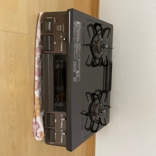プロパン用ガスコンロ（10月5日6日限定　1番に取り引き連絡頂いた方¥10000で）