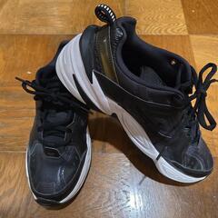 NIKE スニーカー