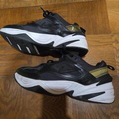 NIKE スニーカーの画像