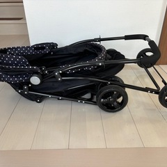 ペット用ベビーカーの画像