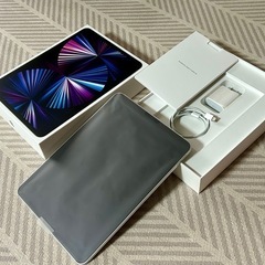 iPad Pro 11 インチ 第3世代 Wi-Fi モデルとA...