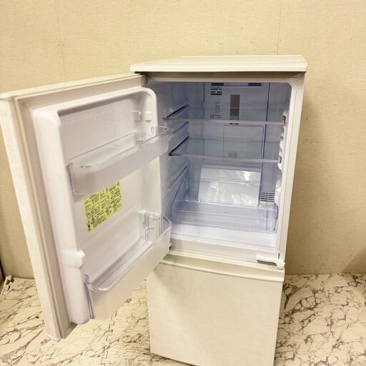  19965  SHARP 一人暮らし2D冷蔵庫 つけかえどっちもドア 2018年製 137L ◆大阪市内・東大阪市他 6,000円以