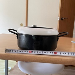 温度計付き天ぷら鍋の画像