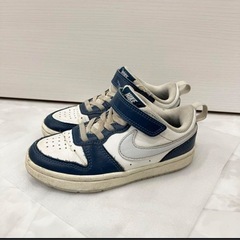 ナイキ　スニーカー17cm