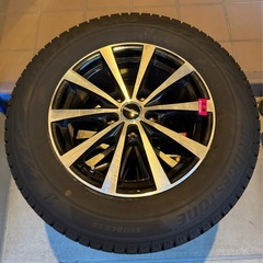ブリヂストン　スタッドレスタイヤ　
215/65R16