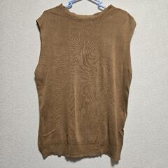 JEANASIS ニットベストの画像