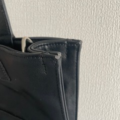 tk. TAKEO KIKUCHI  黒バッグの画像