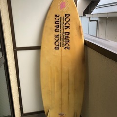 トライフィンショートサーフボードの画像