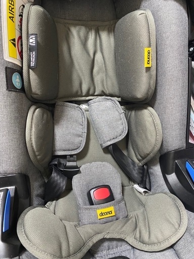 doona ドゥーナ　チャイルドシート兼ベビーカー