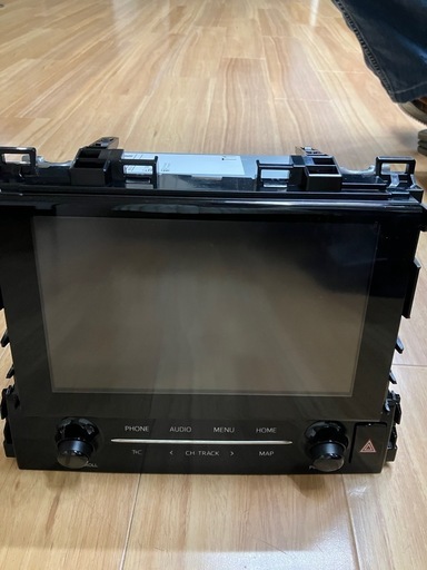 値下げしました17,000円⇒⇒14,000円　TOYOTA  30系 アルファード 後期 純正 9インチ ディスプレイオーディオ  品番86140-58030