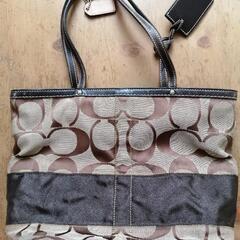 COACH シグネチャー トートバッグの画像