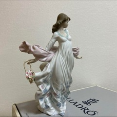 リヤドロ LLADRO 「春の輝き」新品！元箱付きの画像