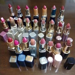 未使用品　エイボン口紅　1本