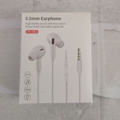 【新品】 有線イヤホン イヤホン カナル型 3.5mm 軽量 重低音 イヤホンマイク通話の画像