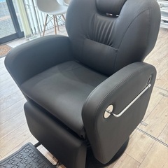 ほぼ新品3ヶ月　バーバーチェアルティオ20万→6万