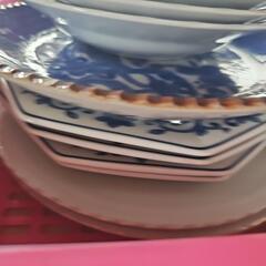 お皿 食器の画像