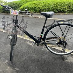 リサイクルショップどりーむ天保山店　No1416　自転車　ママチャリ　黒色　LEDオートライト付き　6段ギア付き　ベル付き