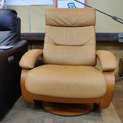 【愛品倶楽部柏店】HJELLEGJERDE (イエリアーダ) 総本革パーソナルチェア NORTHERN COMFORT オットマン付 人気色 リクライニングチェアの画像