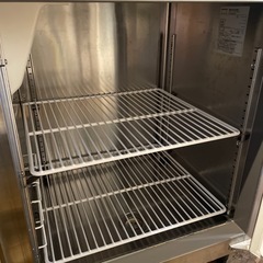 業務用冷凍冷蔵庫の画像