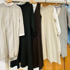 【お話し中】女性服　中古　ワンピース5着　コート1着　　スカート...