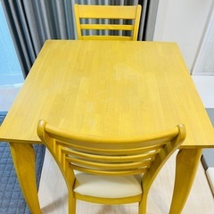 【決まりました】ダイニングテーブルとチェアの画像