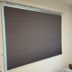突っ張り式ブラインド