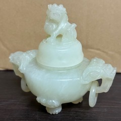 k1004617 中国美術 翡翠 香炉 獅子彫刻3本足香炉 唐物...