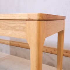 DAIMARU(家具の大丸)よりセレーナ コンソールテーブルです。便利な引き出し付きのリビングテーブルはワークデスクやパソコンデスクにも使える機能的なデザイン。ナチュラルな質感が魅力的♪の画像