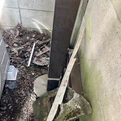 庭の瓦礫の処分の画像