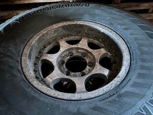 315/75r16 ヨコハマ　スタッドレス