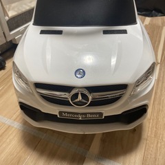 室内用乗用メルセデスベンツ AMG GLE63の画像